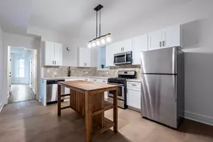 852 N Christiana Ave, Chicago, IL 60651 - Photo 4