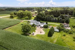 500 Vernon St, Woosung, IL 61091 - Photo 4