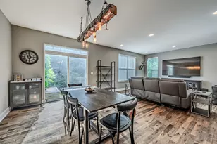 4275 Fiona Ln, Lisle, IL 60532 - Photo 18