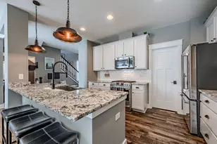 4275 Fiona Ln, Lisle, IL 60532 - Photo 14