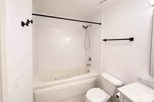 1500 W Monroe St, Chicago, IL 60607 - Photo 12