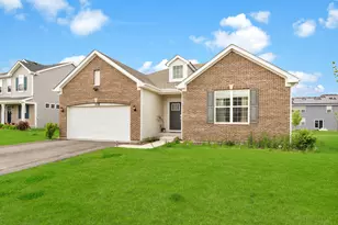 135 S Devoe Dr, Oswego, IL 60543 - Photo 26