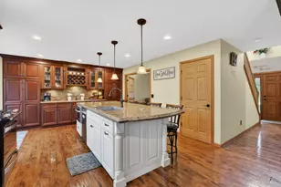 929 Churchill Dr, Plano, IL 60545 - Photo 10
