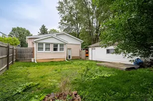 1210 N Madison St, Bloomington, IL 61701 - Photo 28