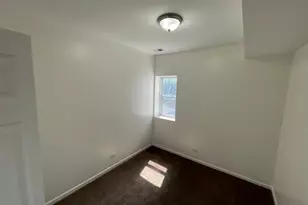649 E Marquette Rd, Chicago, IL 60637 - Photo 4