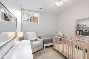 2065 N Kedzie Ave, Chicago, IL 60647 - Photo 12