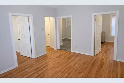 6716 S Merrill Avenue #3E, Chicago, IL 60649 - Photo 4