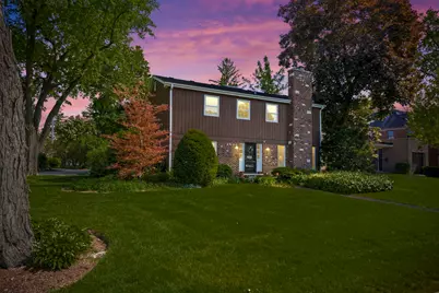 512 S Bristol Lane, Arlington Heights, IL 60005 - Photo 2
