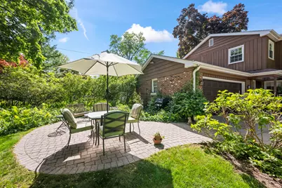 512 S Bristol Lane, Arlington Heights, IL 60005 - Photo 12