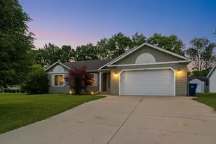 3009 W Sherman Ave, Waukegan, IL 60085 - Photo 2