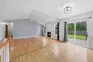 3009 W Sherman Ave, Waukegan, IL 60085 - Photo 6