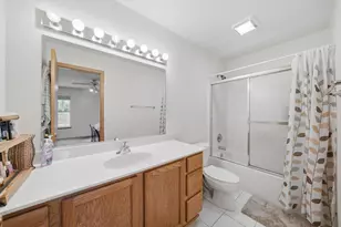 3009 W Sherman Ave, Waukegan, IL 60085 - Photo 12