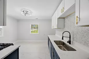 570 Andover St, Chicago Heights, IL 60411 - Photo 10