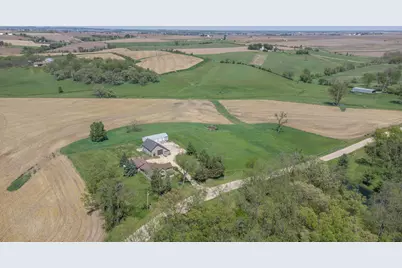 25303 Spring Valley Road, Shannon, IL 61078 - Photo 4