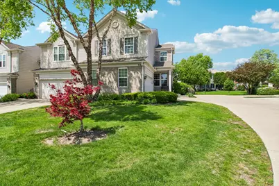 916 Kings Canyon Drive, Streamwood, IL 60107 - Photo 1
