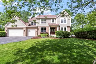 224 Red Oak Ct, Island Lake, IL 60042 - Photo 1