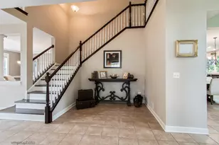 224 Red Oak Ct, Island Lake, IL 60042 - Photo 10