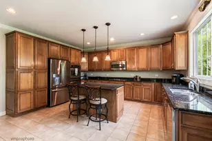 224 Red Oak Ct, Island Lake, IL 60042 - Photo 14