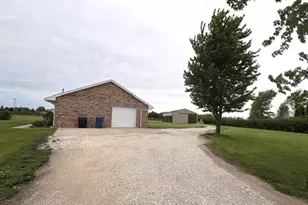 31025 N 2400 E Rd, Dwight, IL 60420 - Photo 18