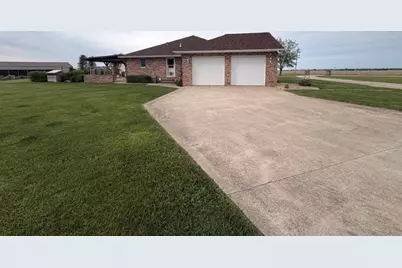 31025 N 2400 East Road, Dwight, IL 60420 - Photo 4