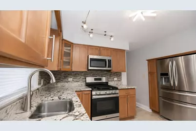 9348 S Michigan Avenue, Chicago, IL 60619 - Photo 10
