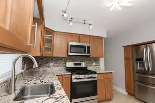 9348 S Michigan Ave, Chicago, IL 60619 - Photo 10