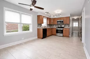 9348 S Michigan Ave, Chicago, IL 60619 - Photo 6