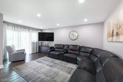 3023 N Paris Avenue #206, River Grove, IL 60171 - Photo 4
