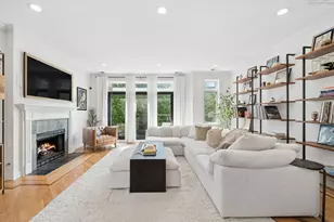 3827 N Greenview Ave, Chicago, IL 60613 - Photo 2