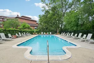 706 Waukegan Rd, Glenview, IL 60025 - Photo 20