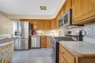 6234 Dolores Dr, Oak Forest, IL 60452 - Photo 12