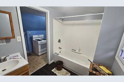 2403 S St Louis Avenue, Chicago, IL 60623 - Photo 10