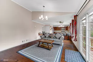 1679 Templeton Ct, Mundelein, IL 60060 - Photo 8