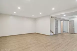 2211 Patriot Blvd, Glenview, IL 60026 - Photo 18