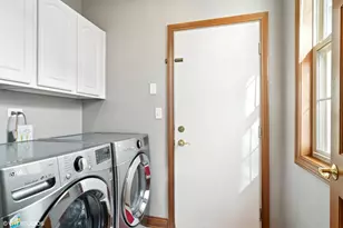 2211 Patriot Blvd, Glenview, IL 60026 - Photo 20
