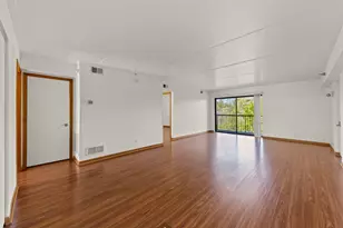 6010 Lake Bluff Dr, Tinley Park, IL 60477 - Photo 4