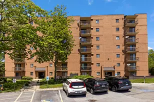 6010 Lake Bluff Dr, Tinley Park, IL 60477 - Photo 1