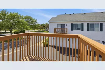 729 Fieldcrest Drive #C, South Elgin, IL 60177 - Photo 10