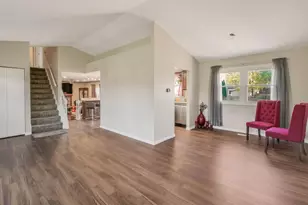 191 Pebble Creek Trail, Carol Stream, IL 60188 - Photo 6