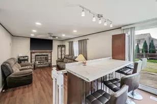 191 Pebble Creek Trail, Carol Stream, IL 60188 - Photo 10