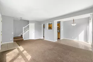 9 Fernwood Dr, Bolingbrook, IL 60440 - Photo 6