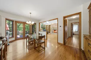 8701 Lake Ridge Dr, Darien, IL 60561 - Photo 12