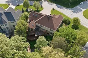 8701 Lake Ridge Dr, Darien, IL 60561 - Photo 6