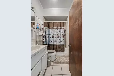 9637 S Avenue M, Chicago, IL 60617 - Photo 10