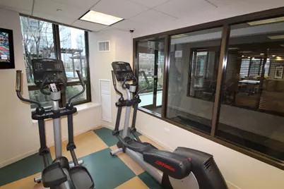 400 N La Salle Drive #2507, Chicago, IL 60654 - Photo 16