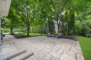 211 Millcreek Ln, Naperville, IL 60540 - Photo 20