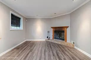 3267 Louise Ct, Lansing, IL 60438 - Photo 18