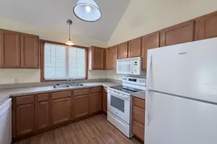 1565 E Patmore St, Diamond, IL 60416 - Photo 8