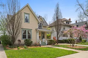 622 N Ridgeland Ave, Oak Park, IL 60302 - Photo 1