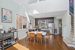 2024 W Iowa St, Chicago, IL 60622 - Photo 6